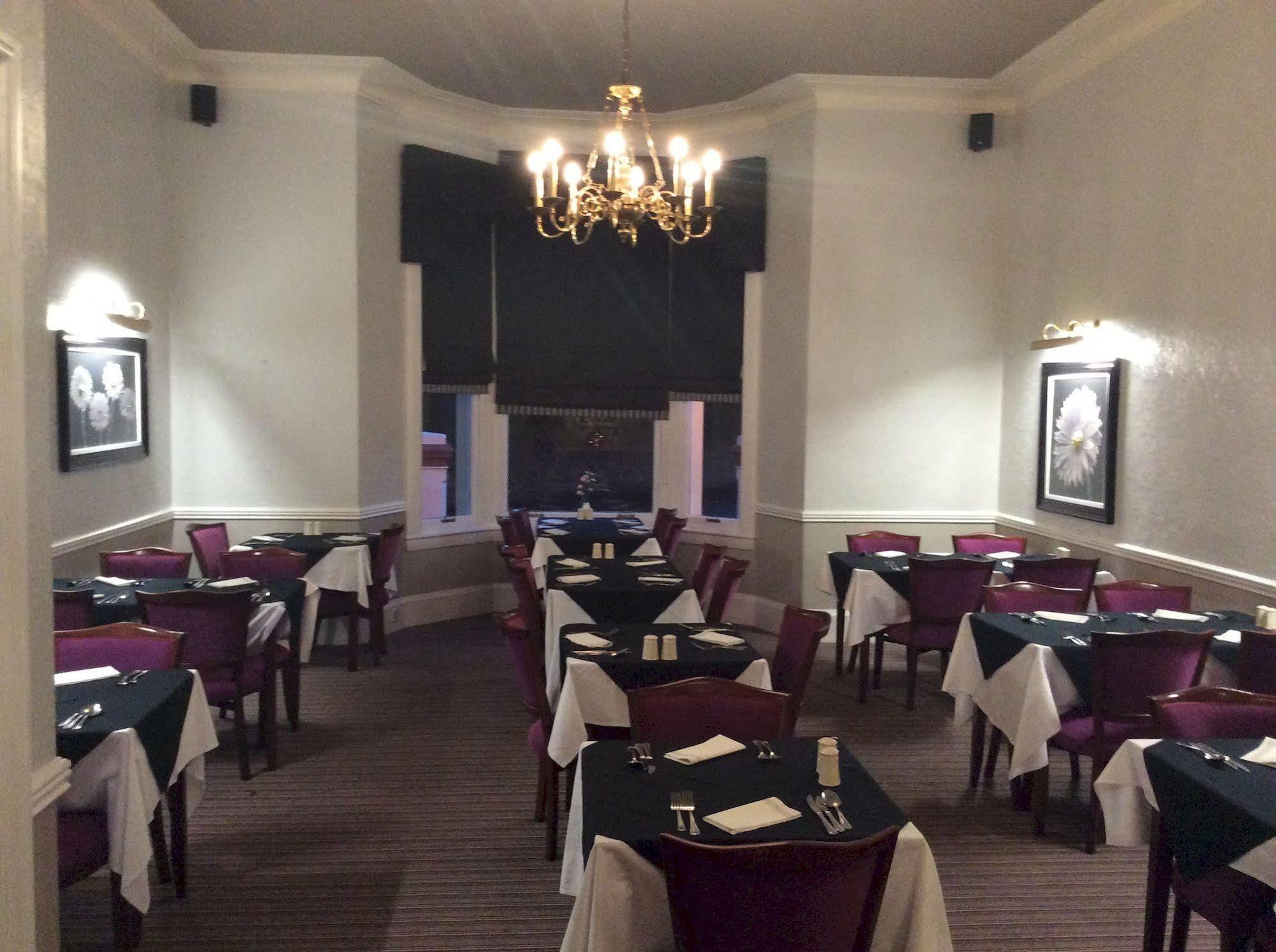 Taychreggan Hotel Dundee Esterno foto