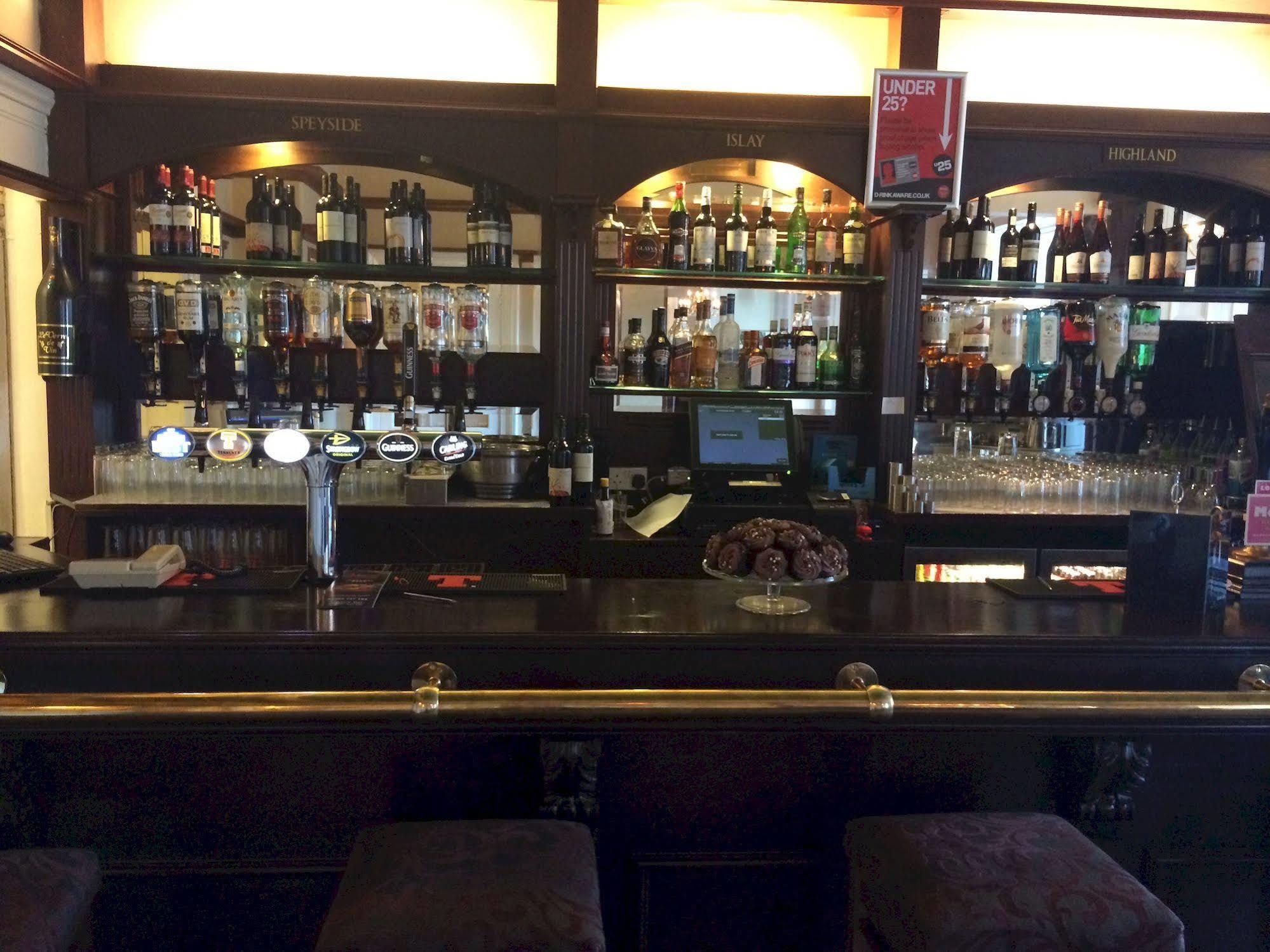 Taychreggan Hotel Dundee Esterno foto