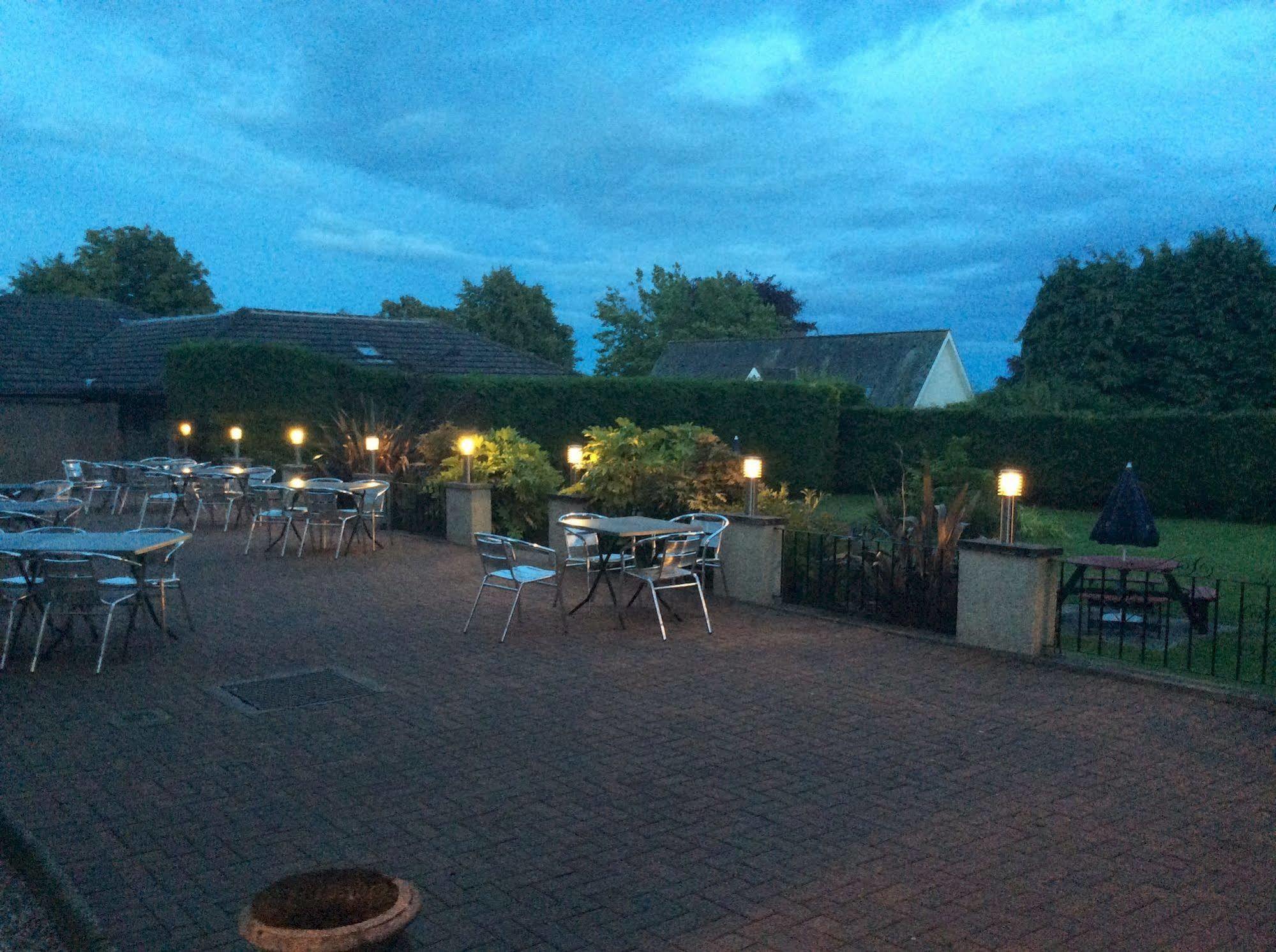 Taychreggan Hotel Dundee Esterno foto