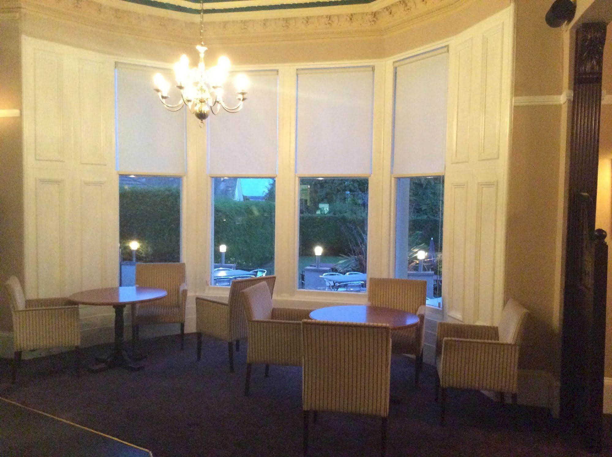 Taychreggan Hotel Dundee Esterno foto